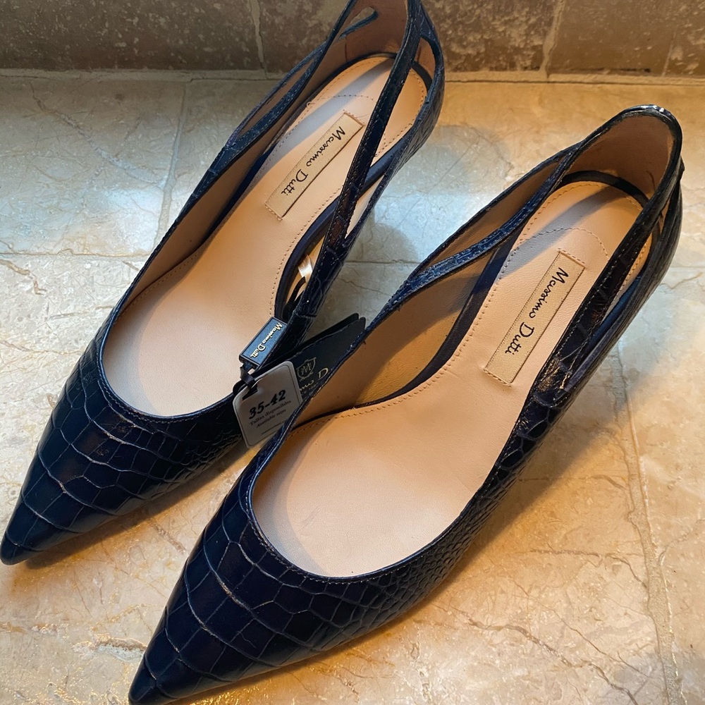 Leather Snake Croc Embossed Heels  35/5